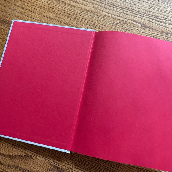 Southern Living at Home 2021 book. - Picture 3 of 10